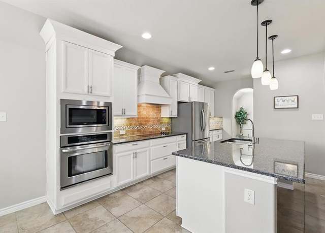 Property at 108 Zion Ln, Forney, TX 75126, 3 beds, 2 baths