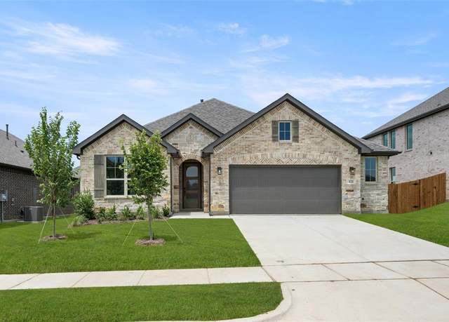 Property at 421 Wabash Dr, Waxahachie, TX 75167, 4 beds, 3 baths