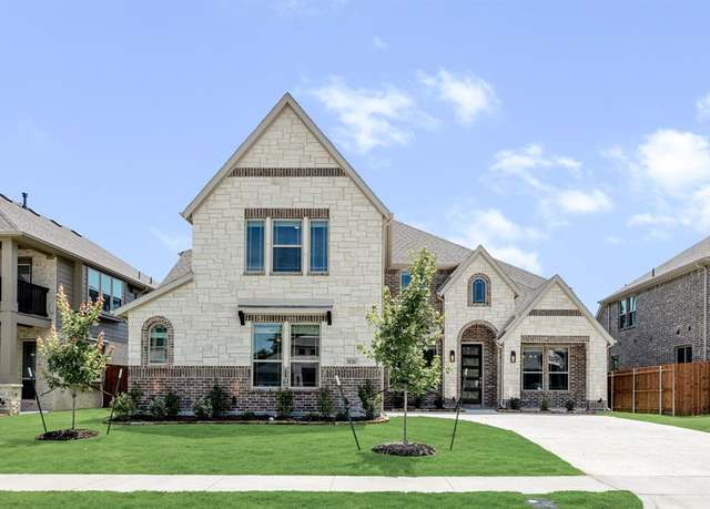 Property at 1126 Cardinal Dr, Midlothian, TX 76065, 5 beds, 4 baths