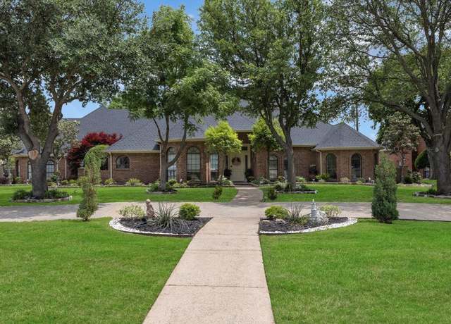 Property at 210 Sunray Ln, Sunnyvale, TX 75182, 4 beds, 3.5 baths