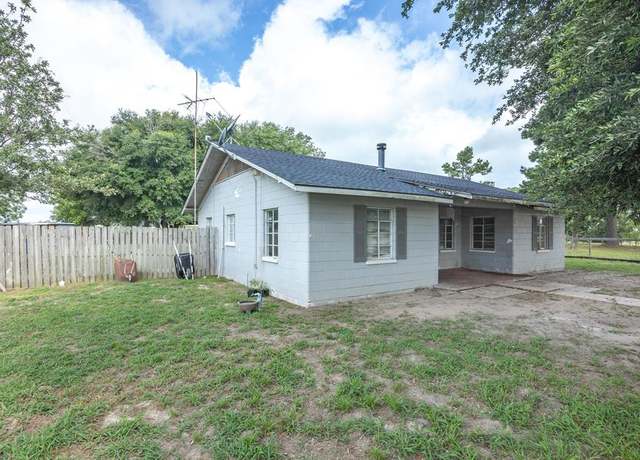 Property at 14889 N State Highway 19, Palestine, TX 75803, 3 beds, 1 bath