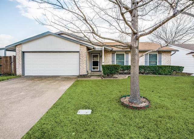 Property at 626 Shadyglen Dr, Allen, TX 75002, 3 beds, 2 baths