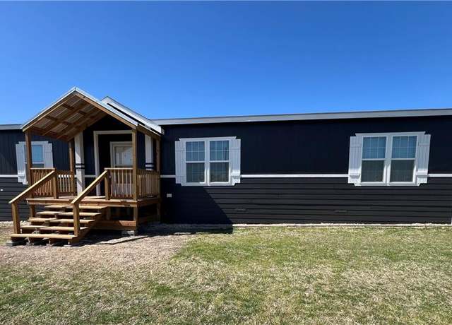 Property at 161 Meadowview Ln, Hubbard, TX 76648, 3 beds, 2 baths