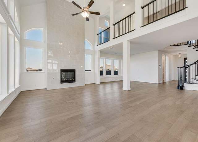 Property at 3537 Beepalm Ave, Venus, TX 76084, 5 beds, 4 baths