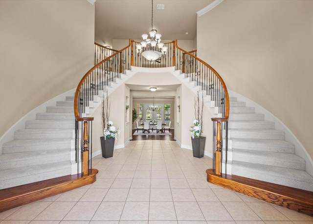 Property at 945 Deer Hollow Blvd, Southlake, TX 76092, 5 beds, 4.5 baths