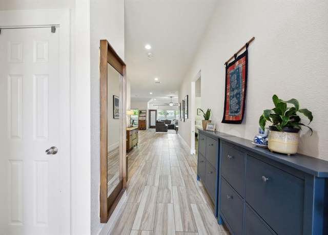 Property at 4435 Cicero St, Dallas, TX 75216, 4 beds, 2 baths