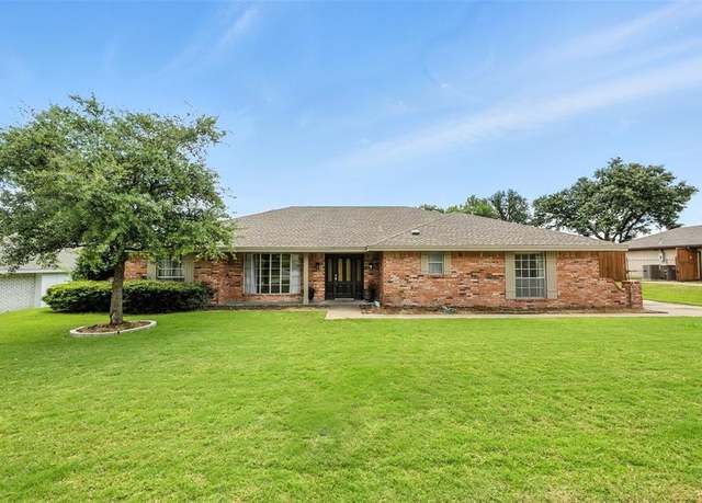 Property at 6609 Ladera Pl, Fort Worth, TX 76133, 4 beds, 3 baths