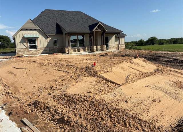 Property at 220 Santa Lena Ct, Decatur, TX 76234, 3 beds, 3 baths