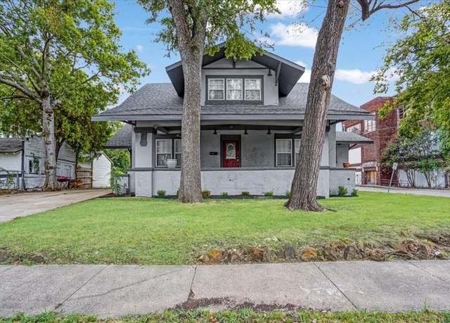Property at 114 W King St, Sherman, TX 75090, 5 beds, 2 baths