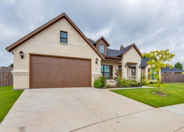 Property at 129 Katalina Ln, Waxahachie, TX 75165, 3 beds, 2.5 baths