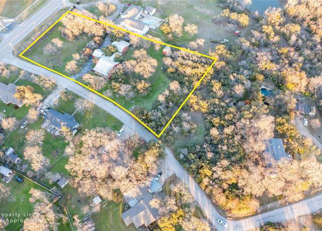 Property at 103 Live Oak Rd, Lakeside, TX 76108, 3 beds, 2 baths