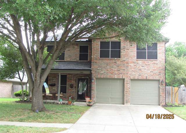 Property at 2709 Lakeside Dr, Burleson, TX 76028, 4 beds, 2.5 baths
