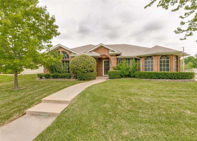 Property at 5302 Lee Hutson Ln, Sachse, TX 75048, 3 beds, 2 baths