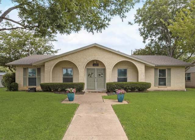 Property at 640 Silverstone Dr, Richardson, TX 75080, 3 beds, 2 baths