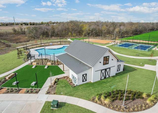 Property at 1327 Burgess St, Royse City, TX 75189, 4 beds, 3 baths