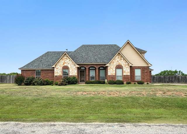 Property at 118 Latigo Trl, Abilene, TX 79606, 5 beds, 4 baths