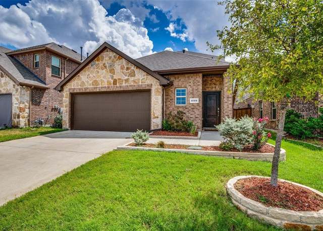 Property at 2724 Pease Dr, Forney, TX 75126, 3 beds, 2.5 baths
