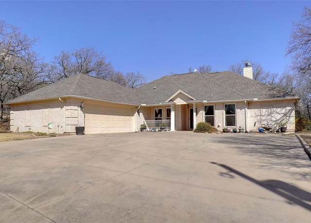 Property at 604 Runaway Bay Dr, Runaway Bay, TX 76426, 3 beds, 2 baths
