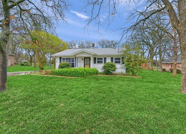 Property at 244 Cayuga Trl, Lake Kiowa, TX 76240, 2 beds, 1 bath