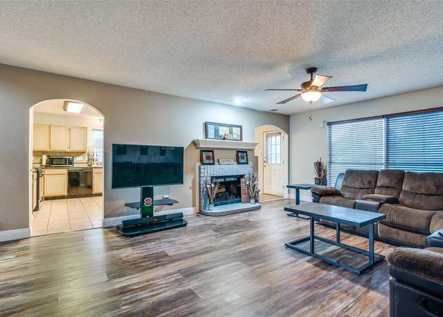 Property at 6109 Sasaki Way, Garland, TX 75043, 3 beds, 2.5 baths