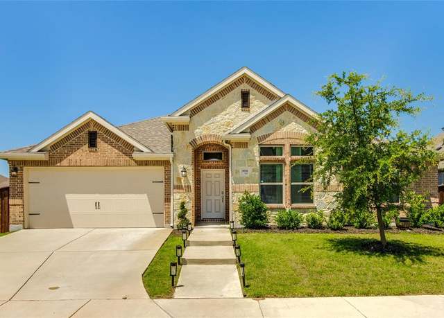 Property at 3030 Dew Drop Dr, Royse City, TX 75189, 4 beds, 2 baths