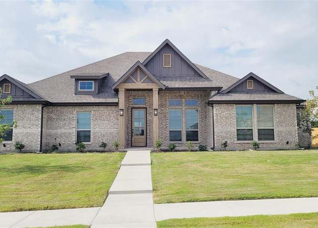 Property at 1928 Barrix Ln, Desoto, TX 75115, 4 beds, 3 baths