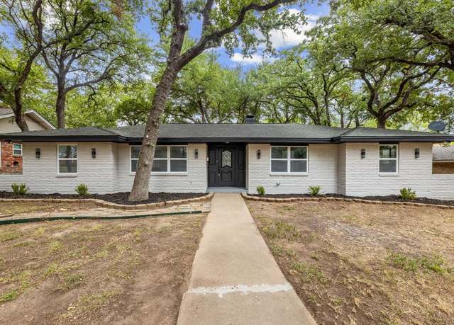 Property at 810 Sharpshire St, Grand Prairie, TX 75050, 4 beds, 2 baths