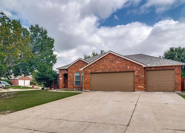 Property at 101 Fieldwood Ct, Forney, TX 75126, 4 beds, 2 baths