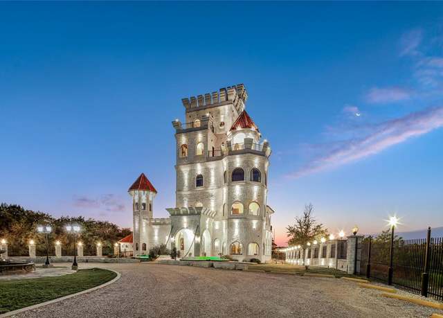 Property at 119 Private Road 1820, Clifton, TX 76634, 10 beds, 15 baths