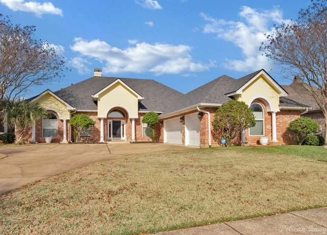 Property at 48 Turnbury Dr, Bossier City, LA 71111, 3 beds, 2.5 baths