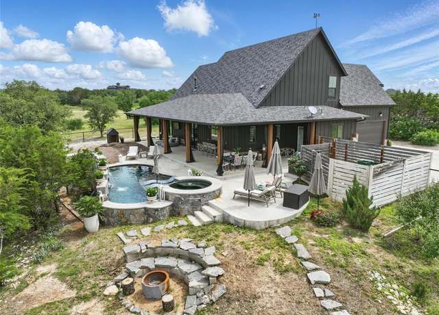 Property at 1009 Timber Hills Dr, Weatherford, TX 76087, 4 beds, 2.5 baths