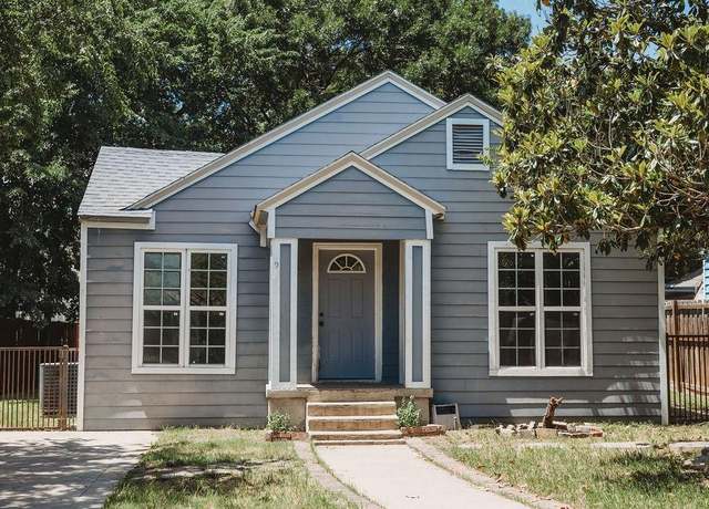 Property at 2227 Roanoke Ave, Dallas, TX 75235, 2 beds, 2 baths