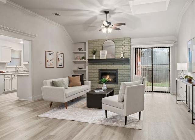 Property at 7013 Club Creek Dr, Fort Worth, TX 76137, 3 beds, 2 baths