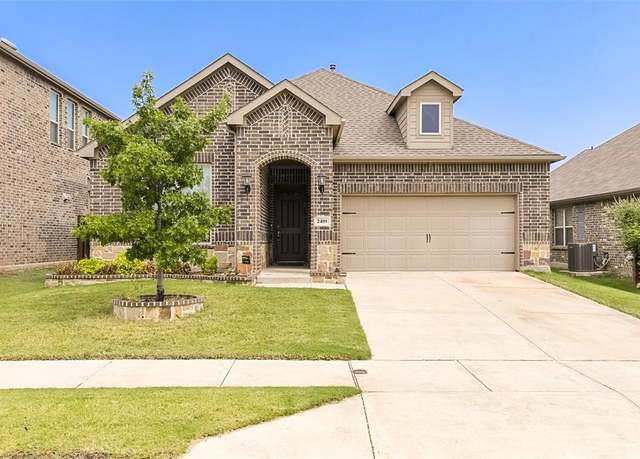 Property at 2409 Open Range Dr, Fort Worth, TX 76177, 3 beds, 2 baths