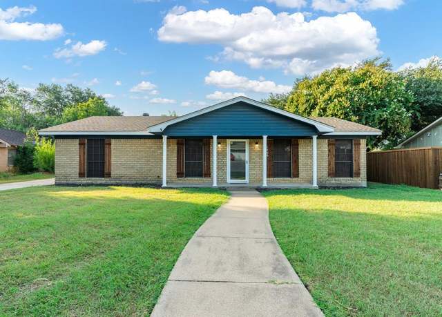 Property at 1406 Meadowlark Dr, Hillsboro, TX 76645, 3 beds, 2 baths