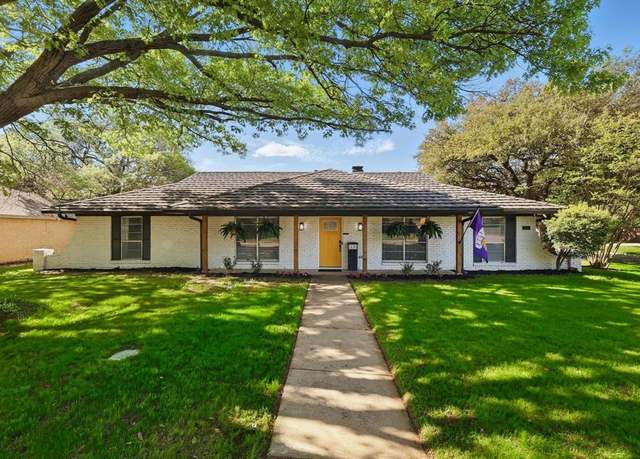 Property at 3741 Kelvin Ave, Fort Worth, TX 76133, 3 beds, 2 baths