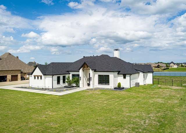 Property at 4090 Wincrest Dr, Rockwall, TX 75032, 4 beds, 3 baths