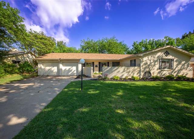 Property at 6413 Wrigley Way, Fort Worth, TX 76133, 3 beds, 2 baths