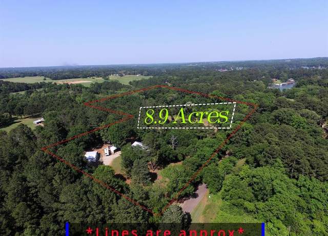 Property at 393 County Road 3112, Jacksonville, TX 75766, 2 beds, 2 baths