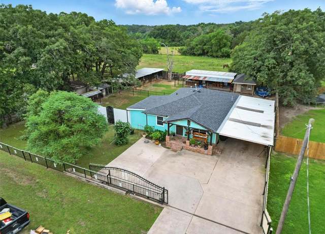 Property at 11514 Oakfield Dr, Balch Springs, TX 75180, 3 beds, 2 baths
