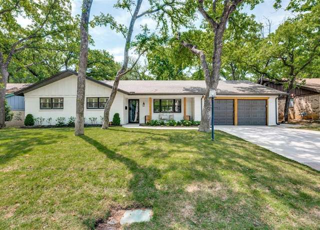 Property at 1913 Windlea Dr, Euless, TX 76040, 3 beds, 2 baths