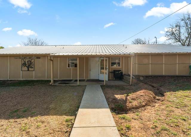 Property at 124 Arrowhead, Comanche, TX 76442, 2 beds, 2 baths
