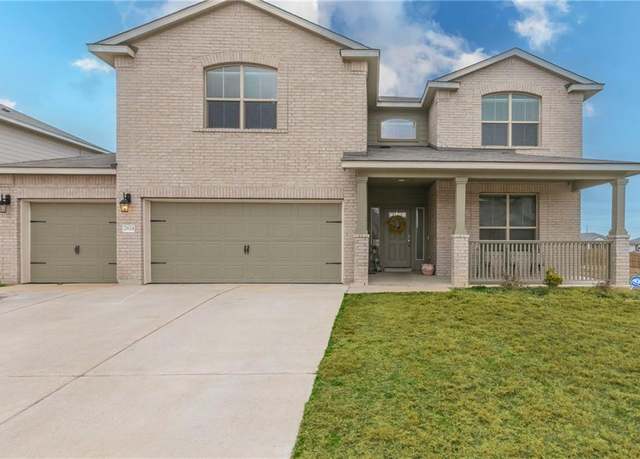 Property at 2824 Jackal Dr, Lorena, TX 76655, 5 beds, 3 baths