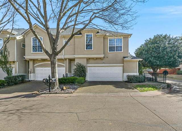 Property at 4102 Oberlin Way, Addison, TX 75001, 3 beds, 2.5 baths