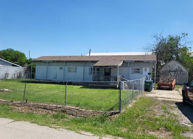Property at 104 Sycamore Ln, Roanoke, TX 76262, 1 bed, 1 bath