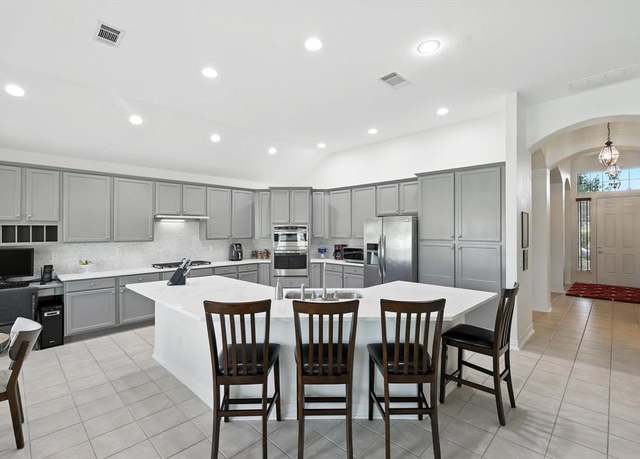 Property at 9104 Kingston Dr, Denton, TX 76207, 2 beds, 2.5 baths