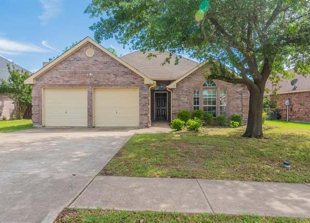 Property at 205 Larkspur Dr, Forney, TX 75126, 3 beds, 2 baths