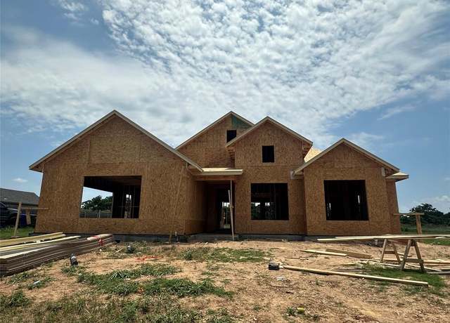 Property at 10117 T Bury Ln, Waco, TX 76708, 4 beds, 3 baths