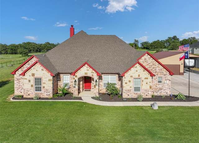 Property at 301 Aviara Ct, Poolville, TX 76487, 4 beds, 2.5 baths