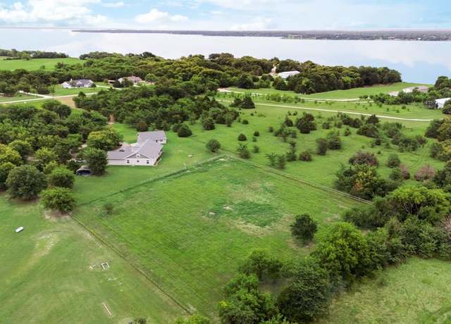 Property at 7662 Caddo Creek Rd, Quinlan, TX 75474, 6 beds, 4 baths